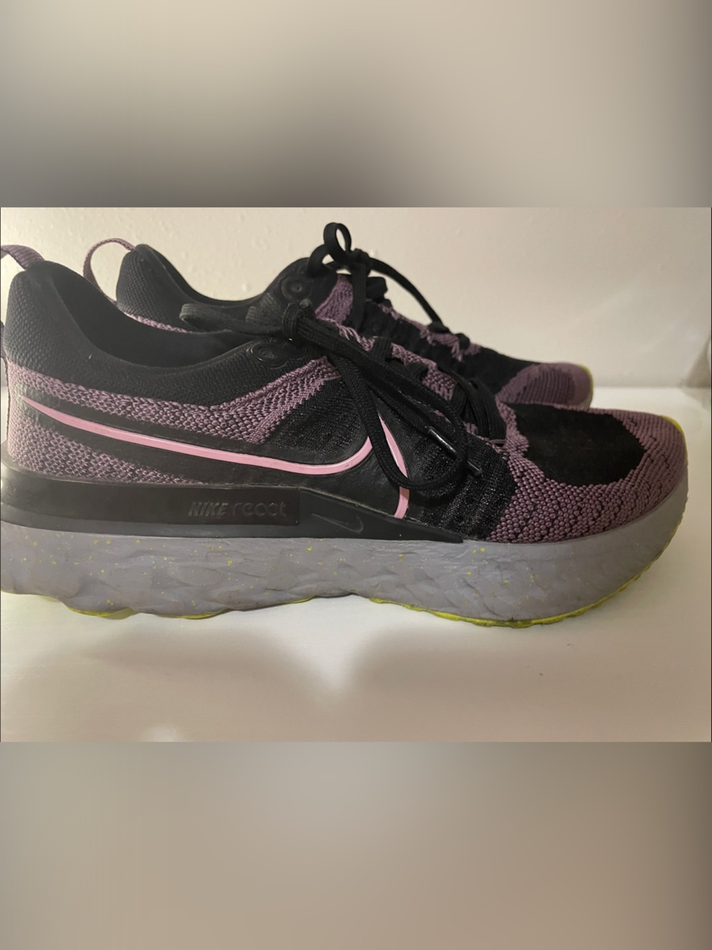 Nike Women’s Black & Purple Knit Running Sneakers with Pink Trim